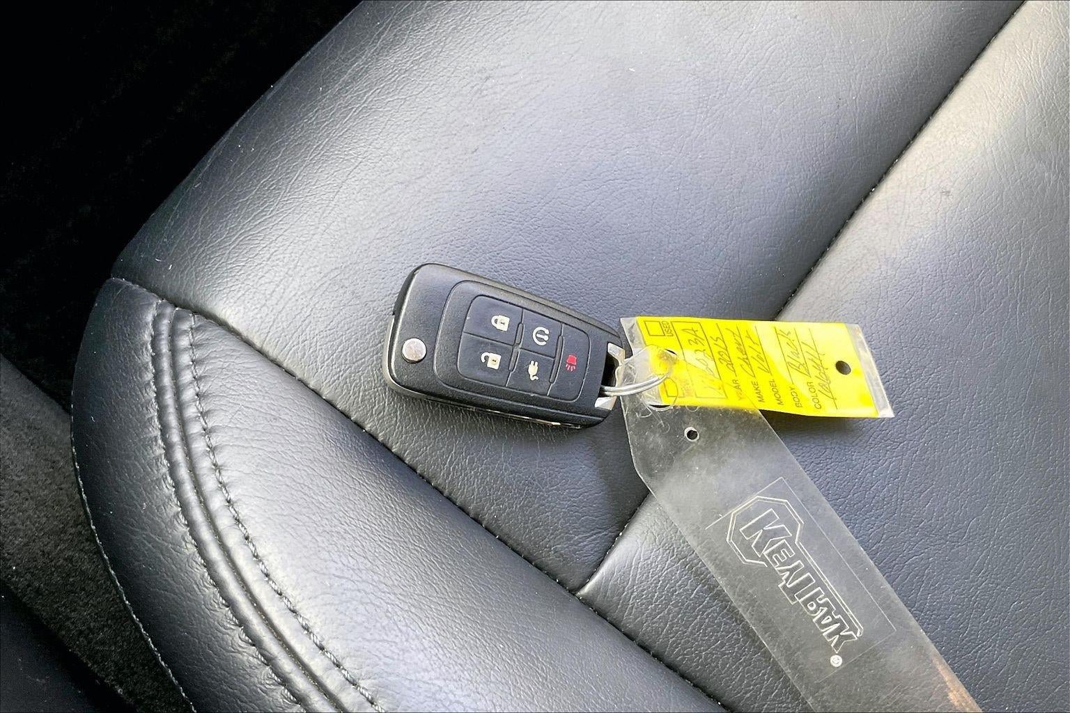 Used 2015 Chevrolet Volt FWD image 11