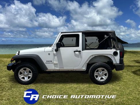 Used 2015 Jeep Wrangler Sport AWD/4WD image 5