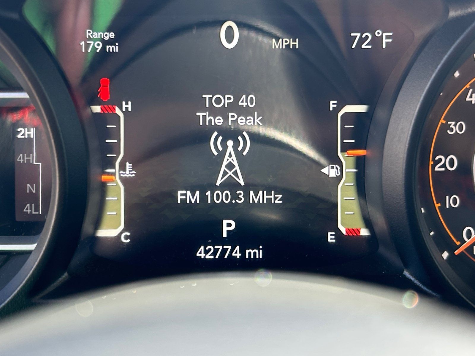 Used 2025 Jeep Wrangler Unlimited Rubicon AWD/4WD image 11