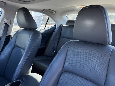 Used 2016 Lexus IS 200t image 19