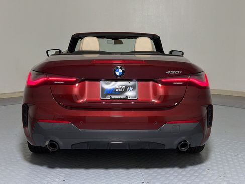Used 2022 BMW 430i Convertible w/ M Sport Package RWD image 10