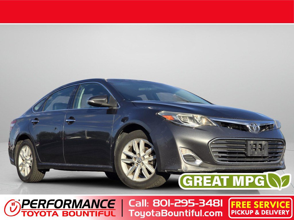 Used 2013 Toyota Avalon XLE FWD image 1