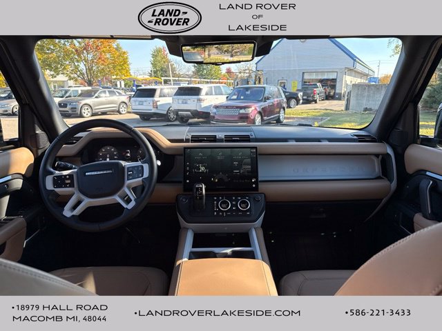 Used 2026 Land Rover Defender 110 X-Dynamic SE AWD/4WD image 14