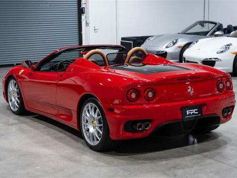 Used 2005 Ferrari 360 Spider RWD image 4