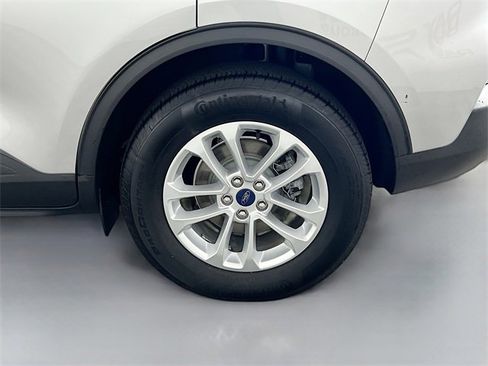 Used 2020 Ford Escape SE image 34