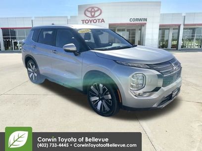 Used 2025 Mitsubishi Outlander SE