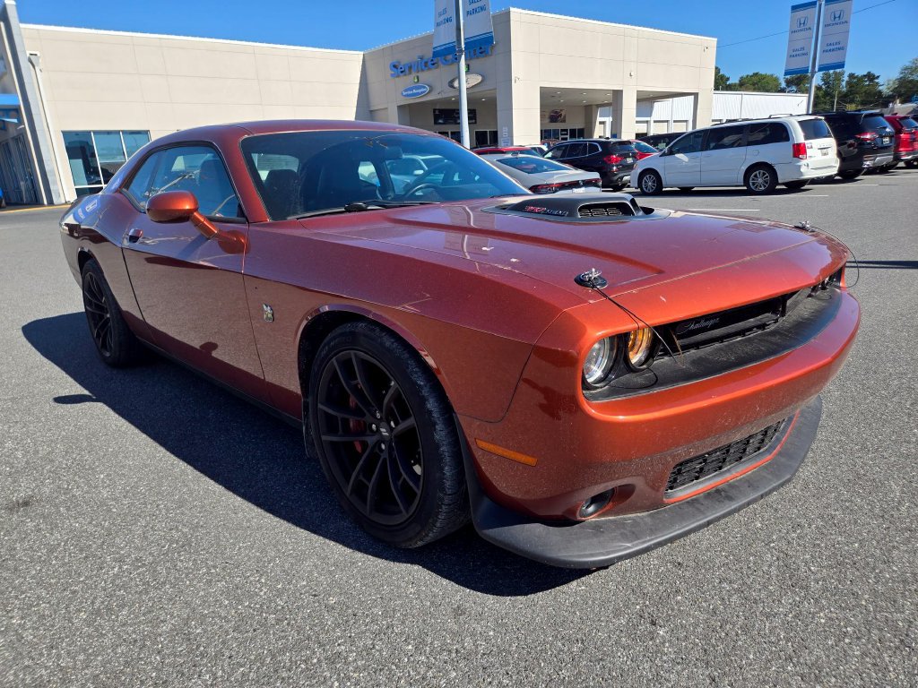 Used 2021 Dodge Challenger R/T Scat Pack w/ Shaker Package RWD image 3