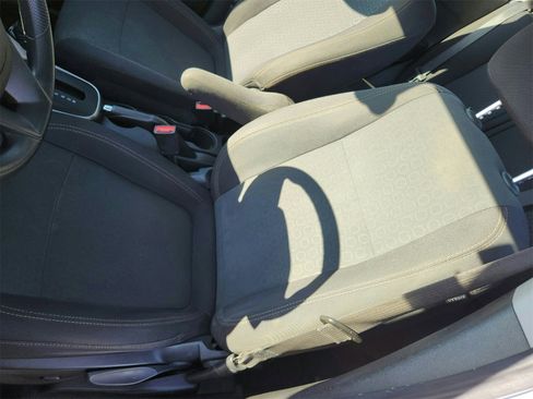 Used 2020 Chevrolet Trax LS image 10