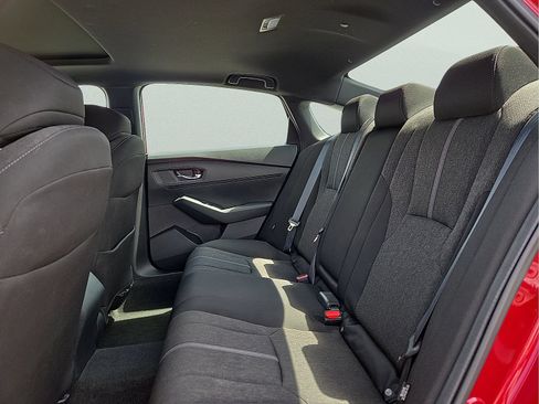 Used 2024 Honda Accord Sport image 10