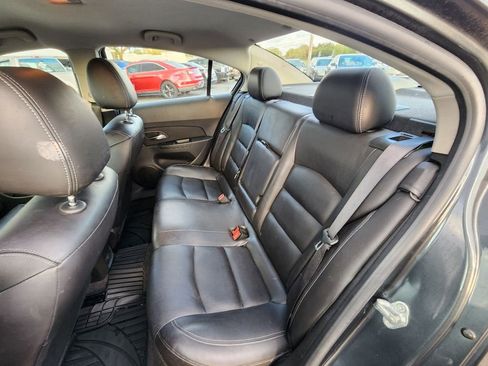 Used 2013 Chevrolet Cruze LTZ image 16