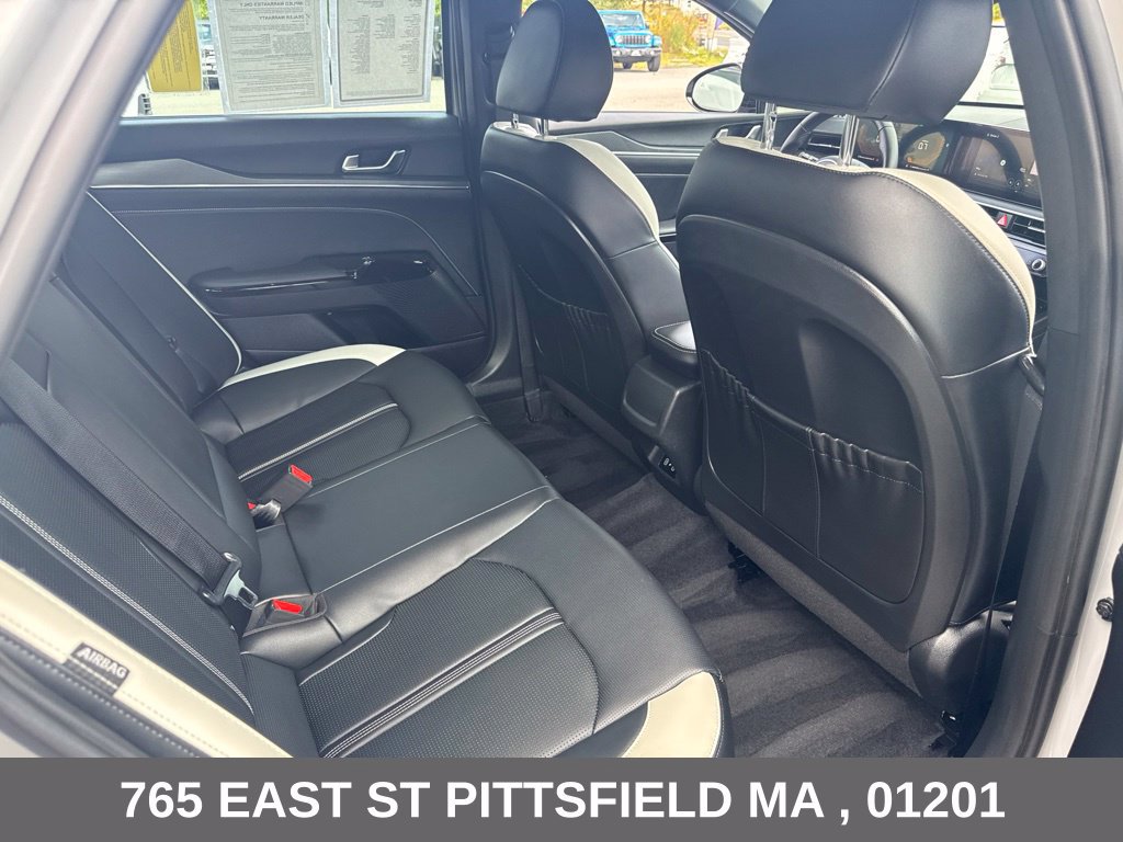 Used 2025 Kia K5 GT-Line w/ GT-Line Premium Package FWD image 20