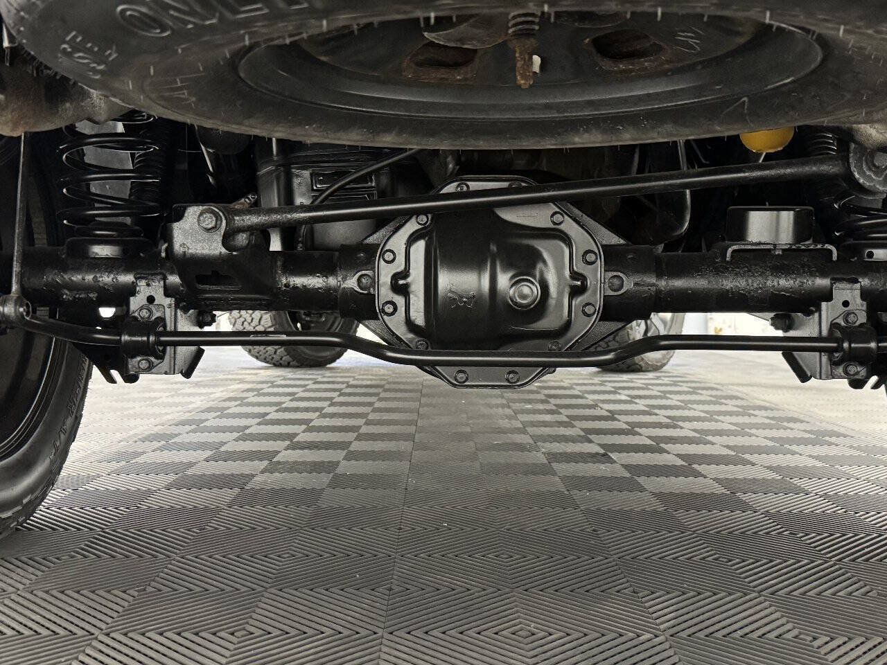 Used 2017 RAM 1500 Express AWD/4WD image 30