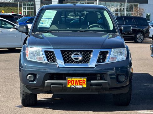 Used 2018 Nissan Frontier SV AWD/4WD image 9