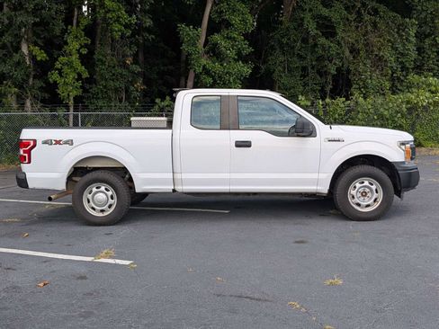 Used 2018 Ford F150 XL w/ Equipment Group 101A Mid AWD/4WD image 3