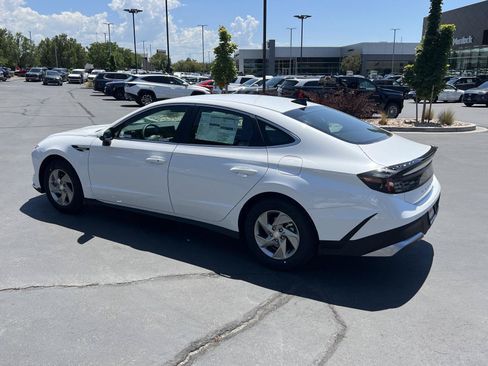 Certified 2026 Hyundai Sonata SE FWD image 11