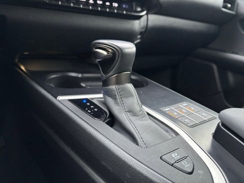 Used 2024 Lexus UX 250h F Sport image 21