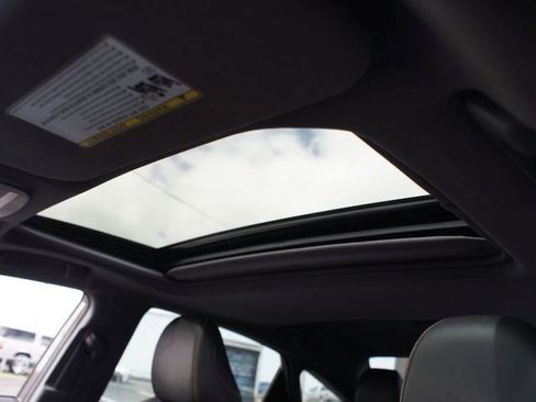 Used 2019 Toyota Avalon XSE FWD image 6
