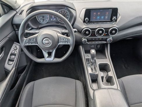 Used 2023 Nissan Sentra S image 6