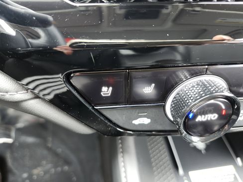 Used 2023 Honda Accord Touring image 10