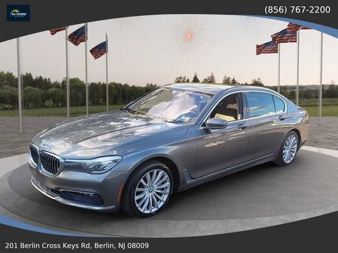Used 2016 BMW 740i RWD image 23