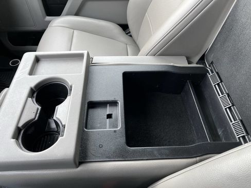 Used 2019 Ford F250 XL w/ Power Equipment Group image 15