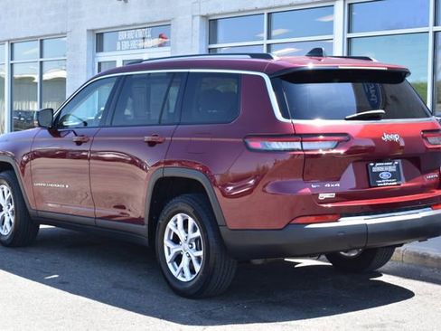 Used 2022 Jeep Grand Cherokee L Limited AWD/4WD image 11