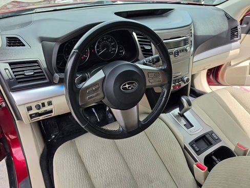 Used 2011 Subaru Outback 2.5i Premium AWD/4WD image 34
