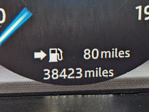 Used 2019 Jaguar XJ R-Sport image 19