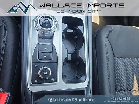 Used 2023 Ford Explorer XLT image 42