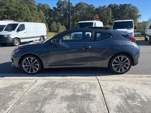 Used 2020 Hyundai Veloster 2.0 Premium image 8