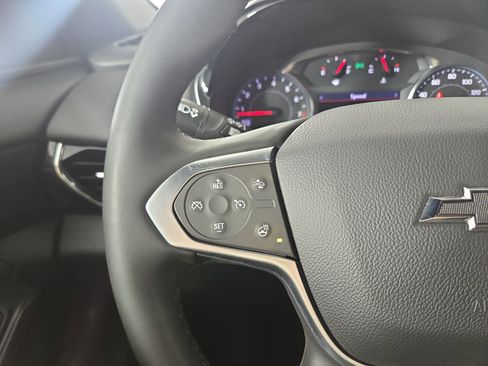 Certified 2023 Chevrolet Traverse RS image 16