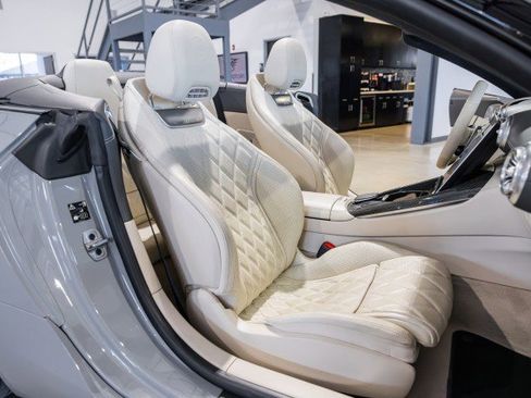 Used 2022 Mercedes-Benz SL 55 AMG 4MATIC image 25