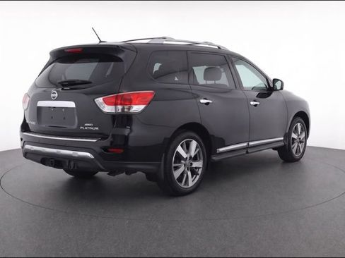 Used 2015 Nissan Pathfinder Platinum w/ Cargo Package FWD image 5