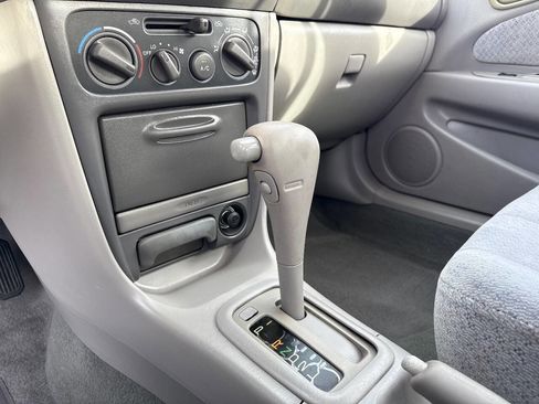 Used 2000 Toyota Corolla CE image 21