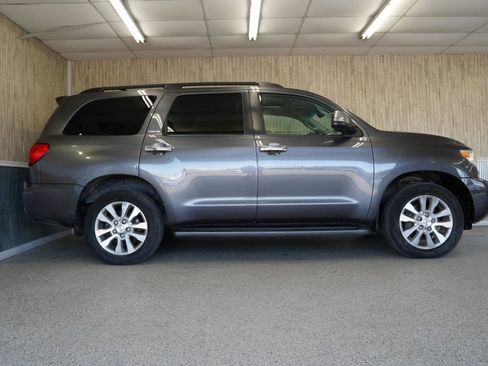 Used 2014 Toyota Sequoia Limited image 6