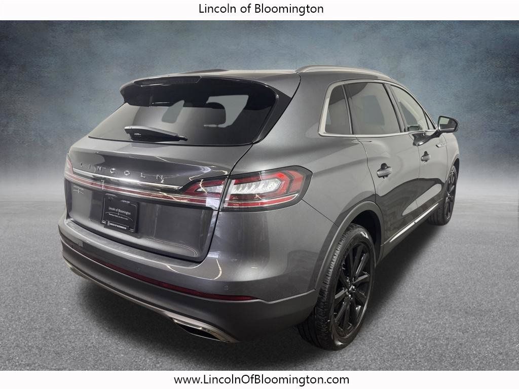 Used 2023 Lincoln Nautilus Reserve w/ Monochromatic Package AWD/4WD image 7