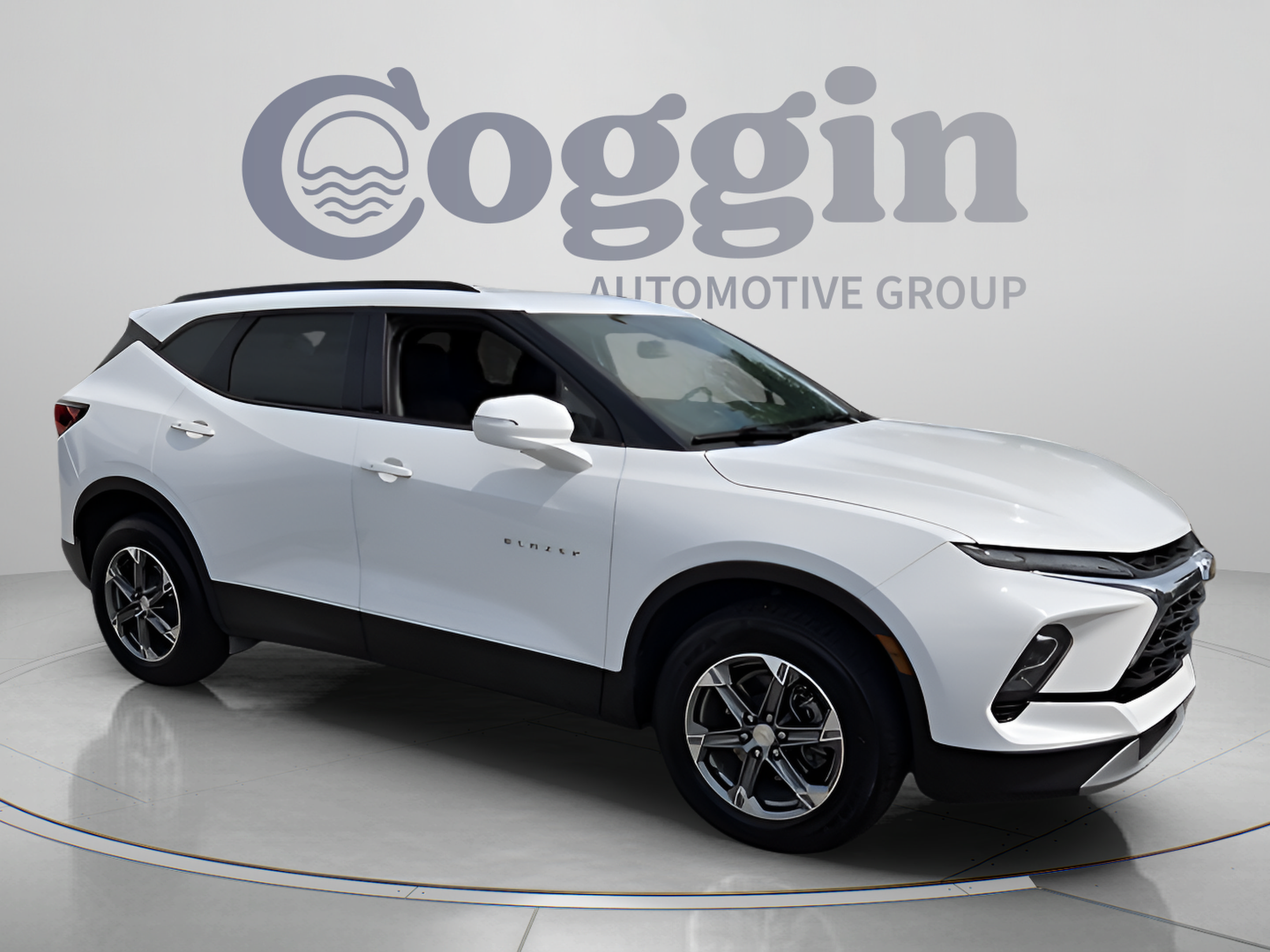 Used 2024 Chevrolet Blazer LT FWD image 7