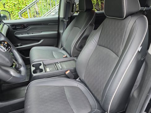 Certified 2023 Honda Odyssey Elite image 24