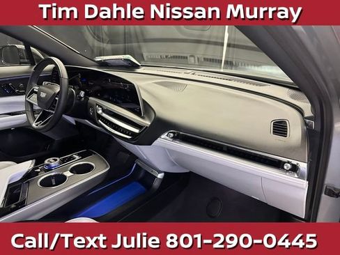Used 2024 Cadillac Lyriq Sport w/ LPO, Floor Liner Package AWD/4WD image 17