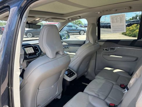 Certified 2023 Volvo XC90 B6 Plus AWD/4WD image 28
