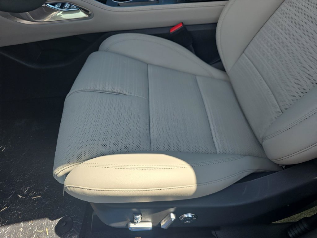 New 2026 Lincoln Nautilus Reserve AWD/4WD image 15