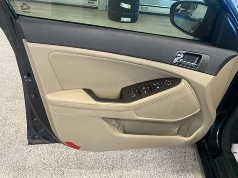 Used 2013 Kia Optima EX FWD image 23