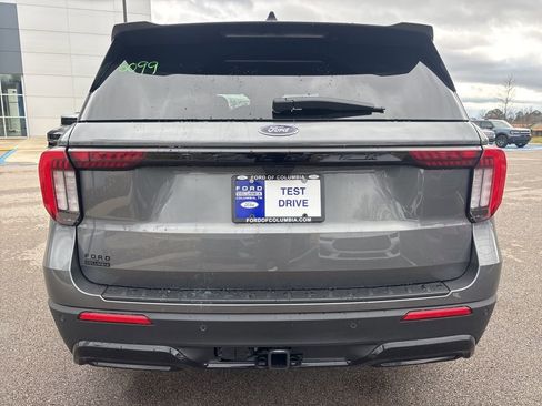 New 2026 Ford Explorer ST-Line w/ ST-Line Street Pack image 8
