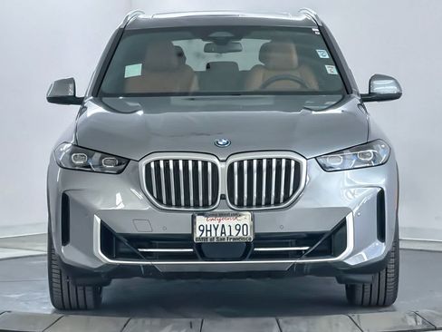Used 2024 BMW X5 xDrive50e w/ Premium Package AWD/4WD image 10