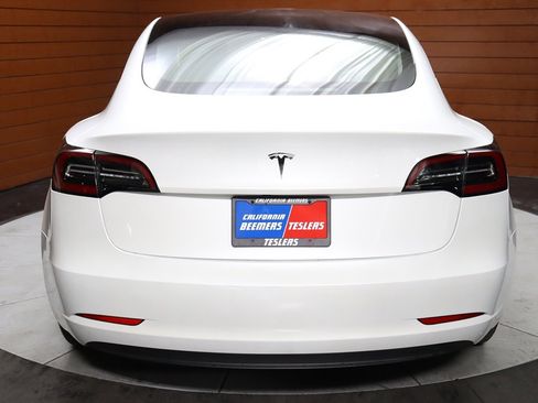 Used 2023 Tesla Model 3 Standard Range RWD image 11