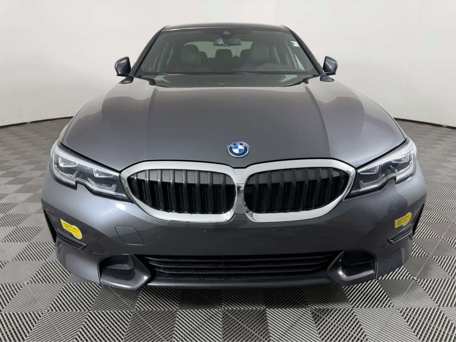 Used 2022 BMW 330e w/ Driving Assistance Package RWD image 9