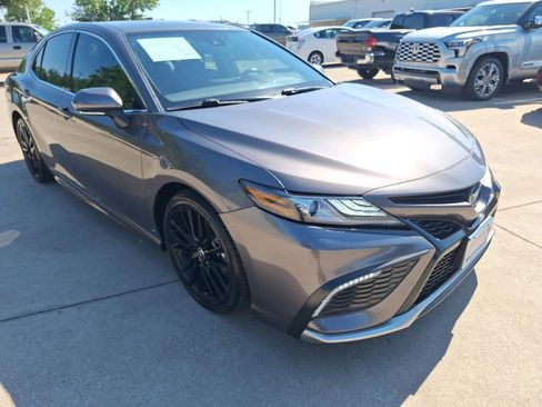 Used 2022 Toyota Camry XSE w/ Cold Weather Package FWD image 8