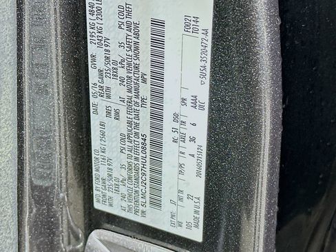 Used 2017 Lincoln MKC Select w/ Select Plus Package image 33