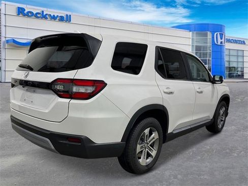New 2025 Honda Pilot EX-L image 7