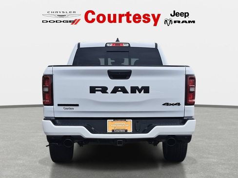 Used 2025 RAM 1500 Big Horn AWD/4WD image 5